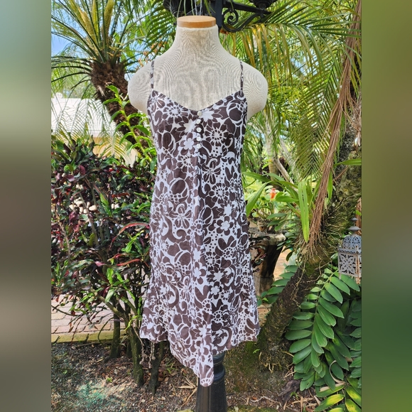 WINTER CLEARANCE - 100% flower prints summer dress - Picture 1 of 6